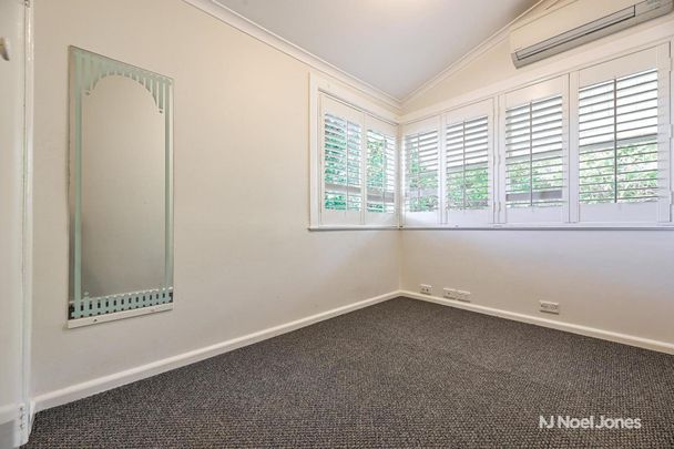 13 Vernon Street, BLACKBURN SOUTH - Photo 1