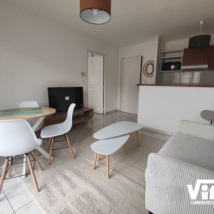 T2 MEUBLE PROCHE PLACE DES CARMES - Photo 1