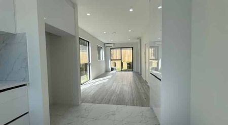 Low Maintenance Living! - Photo 5