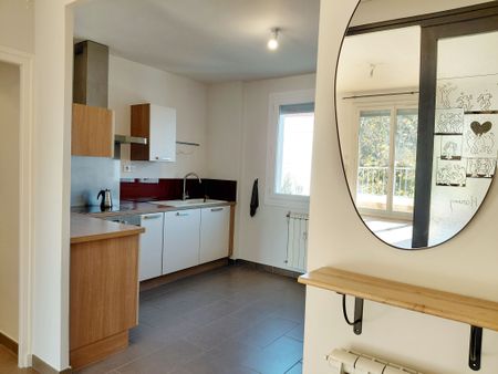 Location Appartement 3 pièces 73m² VALENCE 26000 - Photo 5