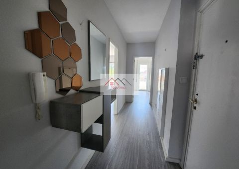 Apartamento T2+1