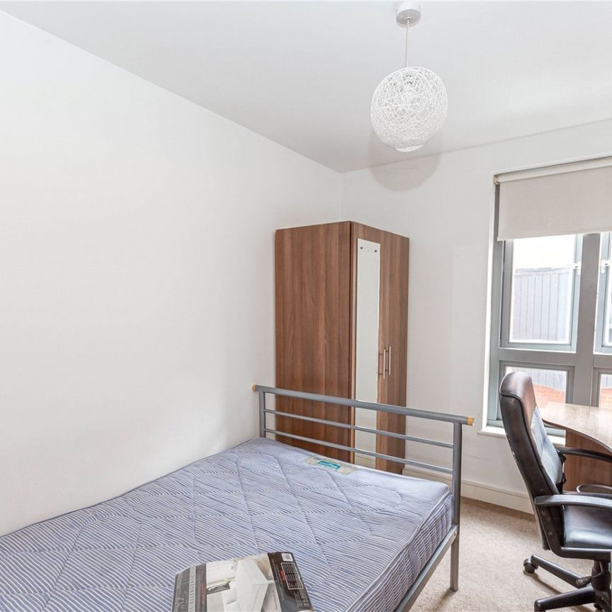 The Platform, - Photo 1