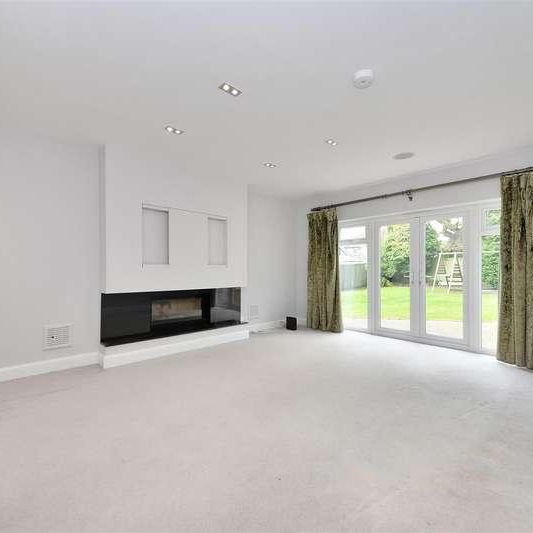 Barker Road, Sutton Coldfield, B74 - Photo 1