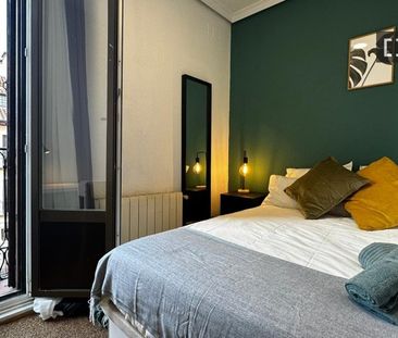 madrid, Community of Madrid 28012 - Photo 5