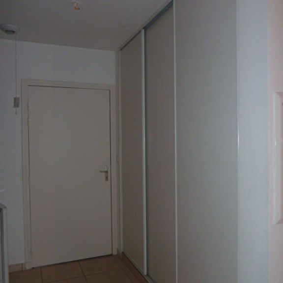 Location Appartement 1 pièce 25m² - Photo 1