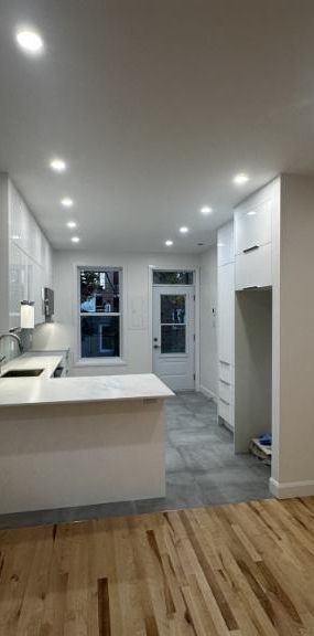 4 1/2 - Montréal (Villeray) - 1 900 $/mois - Photo 1