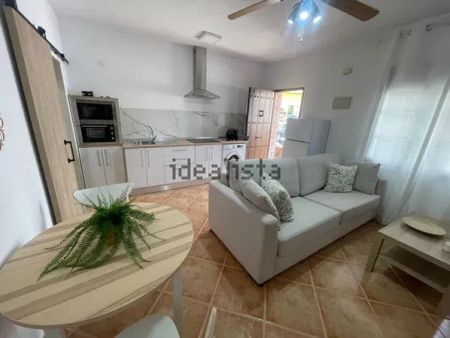 Alquiler de chalet adosado en Fuente Alegre - El Chaparral - Los Morales - Photo 4