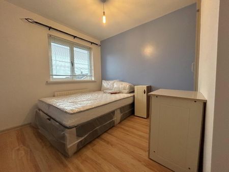 61 Craighill, Antrim, BT41 1PS - Photo 4