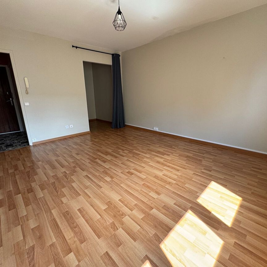 Location Appartement 1 pièce 34m² - Photo 1