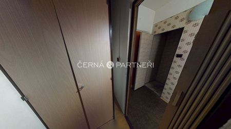 Pronájem bytu 2+1 59 m² - Fotografie 2