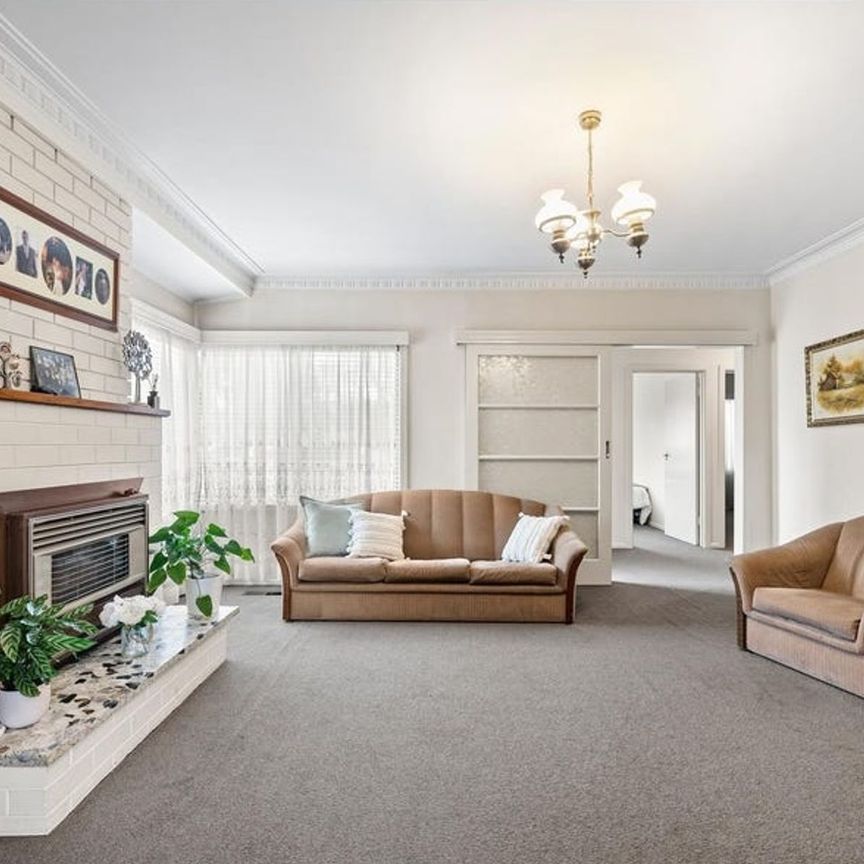 Three Bedroom Family Home - Walk to The Chase Shopping Center - Photo 1