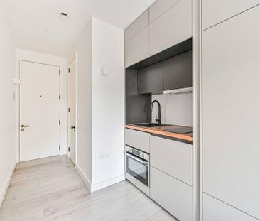 Studio to rent - Photo 3