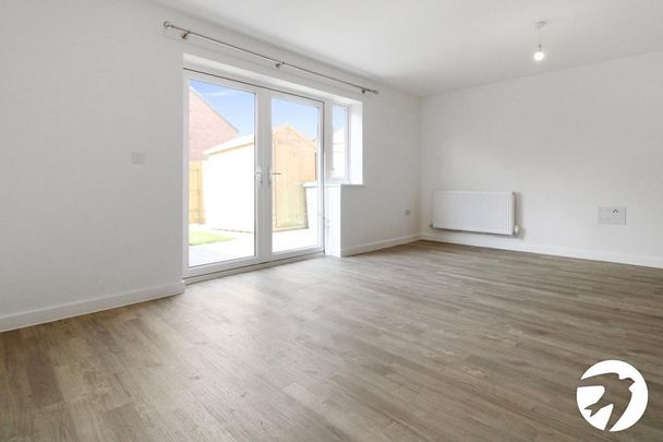 3 bedroom terraced house to rent - Photo 1