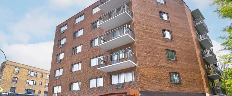 5450 Queen-Mary | 5450 Chemin Queen-Mary, Montreal - Photo 1