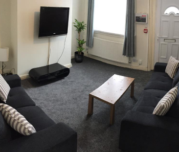 1 bedroom in a house share to rent - Photo 6