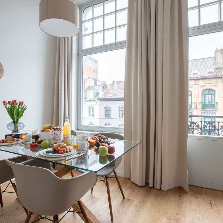Flat - for rent - Photo 1