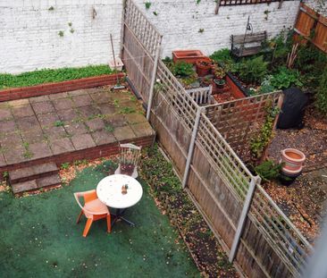 Room in a Shared House, Keats Close, SE1 - Photo 2