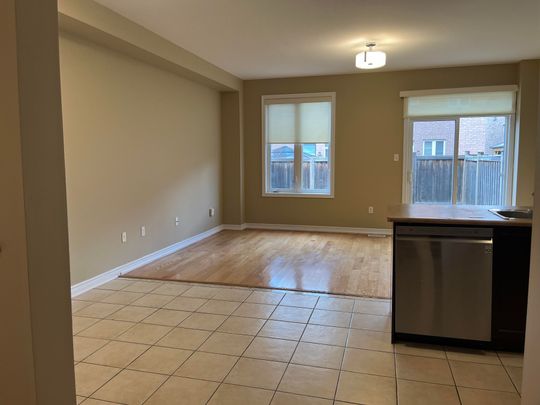 For Lease - 4769 Bluefeather Lane, Mississauga, Ontario - Photo 1