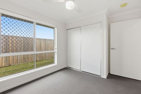 Brand New & Beautifully Designed Family Home - Photo 5