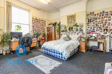 9 bed End Terraced House for Rent - Photo 4