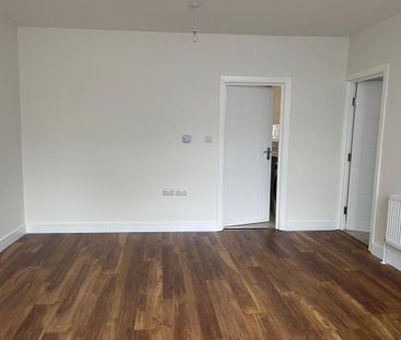 1 bedroom ground floor maisonette to rent - Photo 4