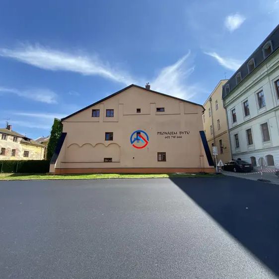 Pronájem bytu 1+1 v centru města Šumperka - Фото 1