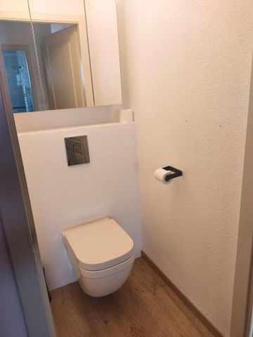 Location Appartement 4 Pièces de 84m² avec Balcon - Photo 4