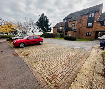 Catalina Drive, Poole - Photo 1
