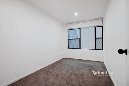 2 Bed, 1 Bath - Photo 3