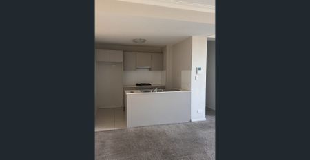 Conveniently located 2-bedroom apartment for lease - INSPECTION BY APPOINTMENT - Photo 4