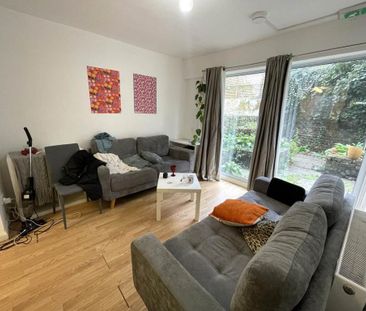4 bedroom house to rent - Photo 2