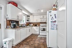 For Lease - 1296 Valerie Crescent, Oakville, Ontario - Photo 4