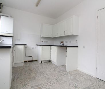 2 bedroom terraced house to rent - Photo 6