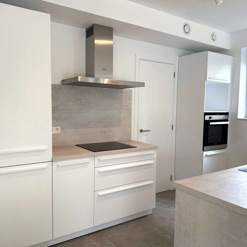 Appartement - à louer - Photo 1
