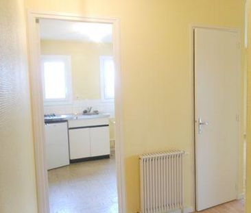 Location - Appartement - 2 pièces - 40.00 m² - montauban - Photo 3