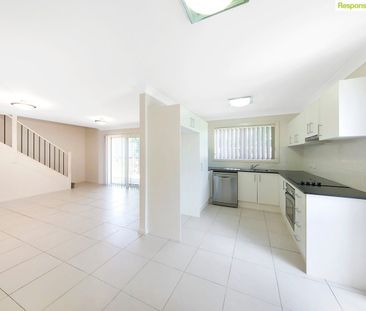 Spacious 3-Bedroom Living with Two Bathrooms! - Photo 1