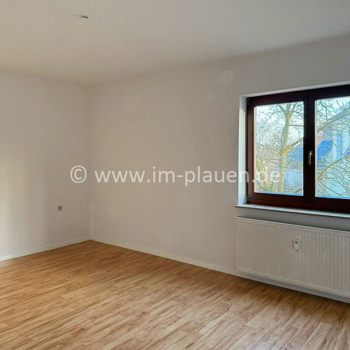 EBK, Balkon, Bad mit Wanne, Neubau mit Stellplatz - Frei ab sofort 2 Zimmer in Auerbach zur Miete - Photo 1
