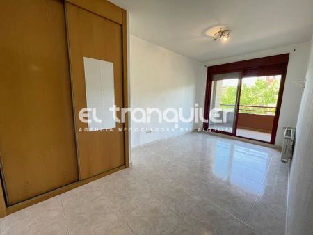 Piso de alquiler en Calle Francisco Umbral, Rivas Futura - Photo 3