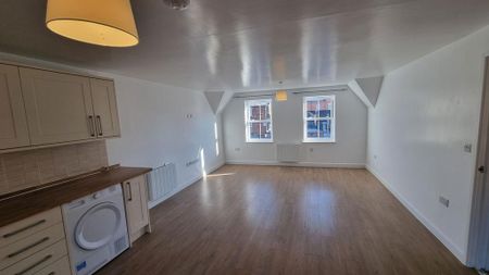 2 bedroom apartment to rent - Photo 4