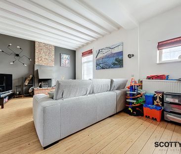 Charmante woning, 3 kamers, grensend aan Sint-Genesius-Rode - Photo 1