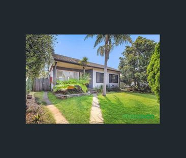 3-Bedroom Gorgeous Home With a Pool! - Photo 6