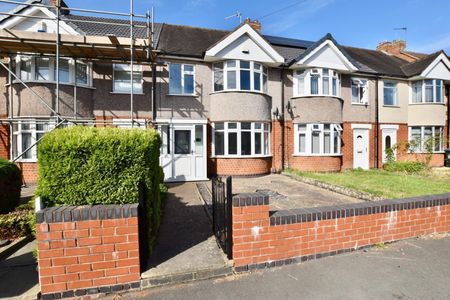 Wyken Croft, Coventry - Refurbished Traditional Mid Terrace - Photo 4