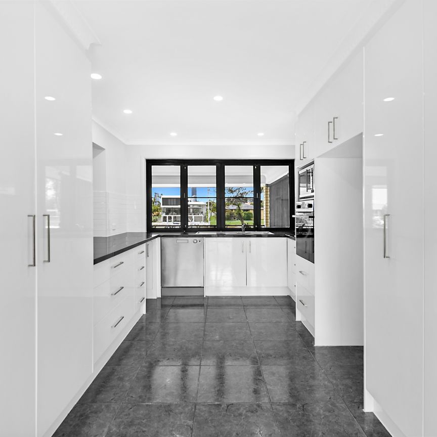 13 Kurrawa Avenue, Mermaid Waters QLD 4218 - House For Rent | Domain - Photo 1