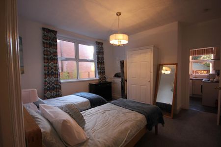 2 bedroom apartment to rent - Photo 3