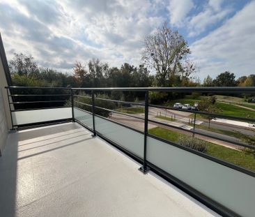 Location Appartement 1 pièce 43m² HONFLEUR 14600 - Photo 3