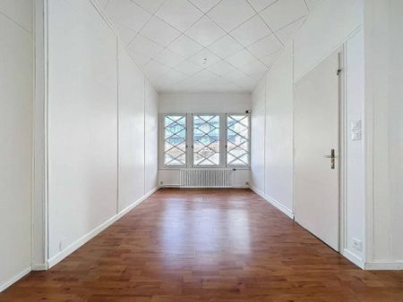 Sublime appartement 4.5 pièces d’environ 140 m2 avec vue panoramique - Photo 2