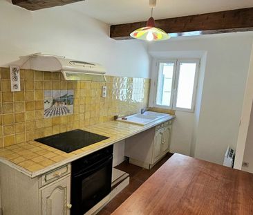 Location Appartement 3 pièces 47m² GONFARON 83590 - Photo 3