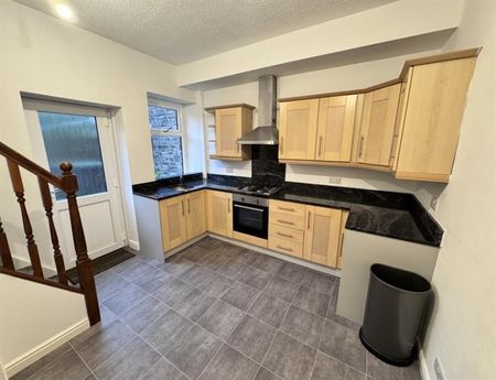 2 Bedroom Terraced Available Arranging tenancy - Photo 5