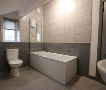 1 Bed Flat, Rice Hey Road, CH44 - Photo 2