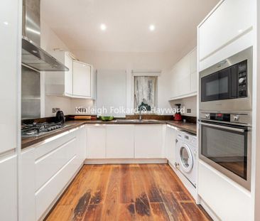 3 bedroom end of terrace house to rent - Photo 6